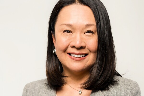 Shirley Lee