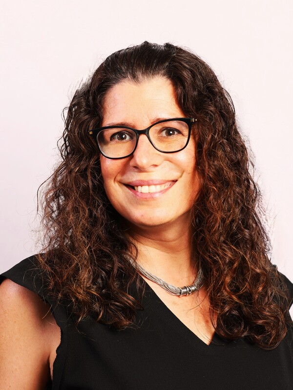 Dr. Nadia Minian