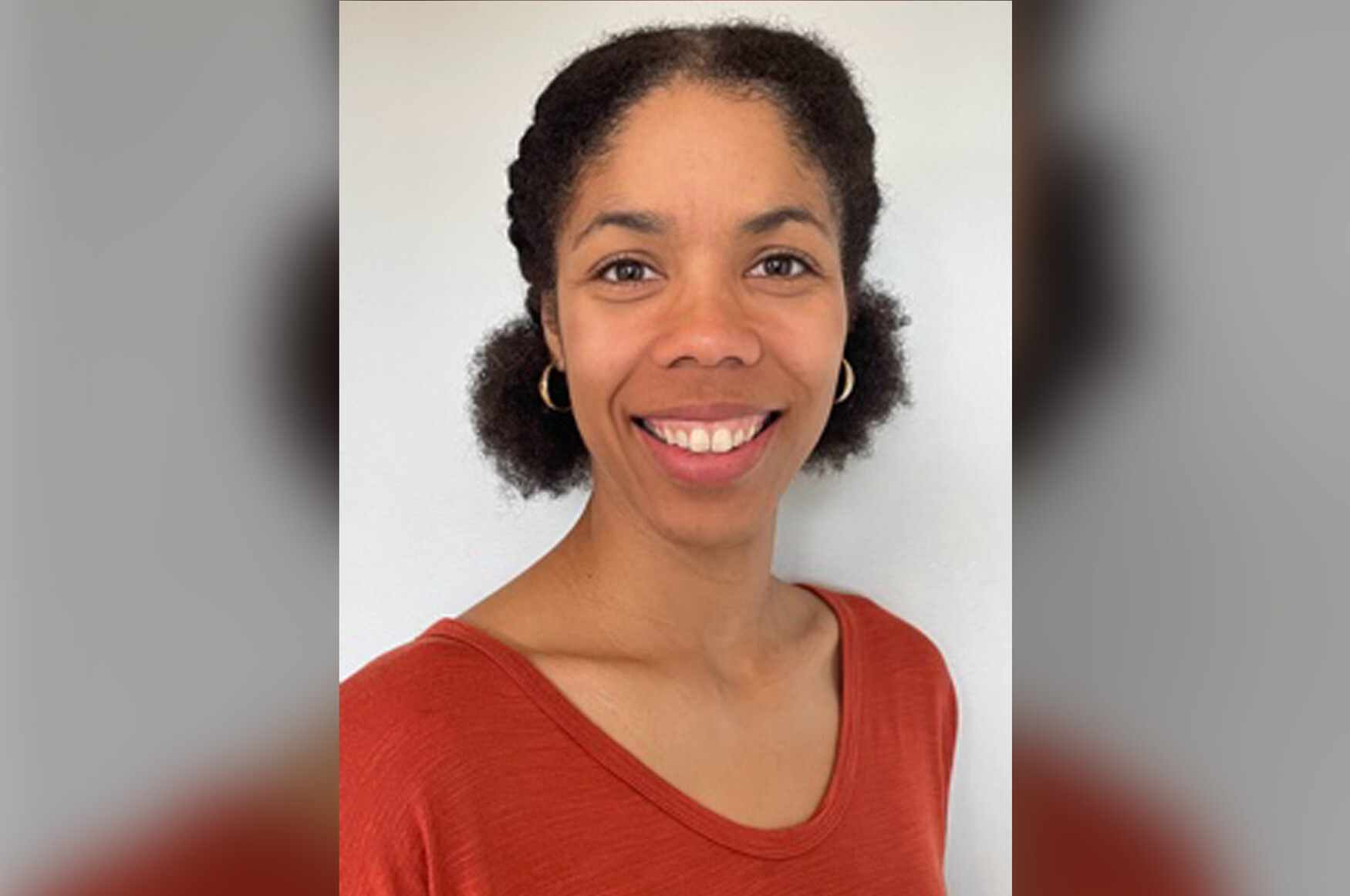 Dr. Melanie Henry headshot