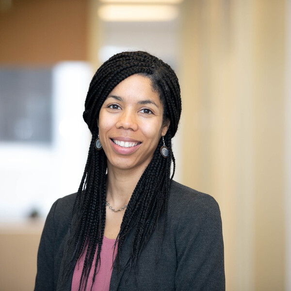 Dr. Melanie Henry